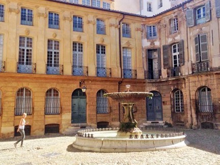 Place d'Albertas