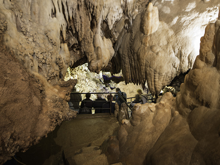 La grotte de Saint Cézaire