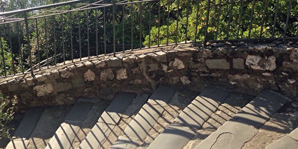 Trappen naar la colline du chateau in Nice