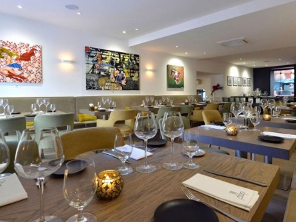 Table 22 par Noël Mantel